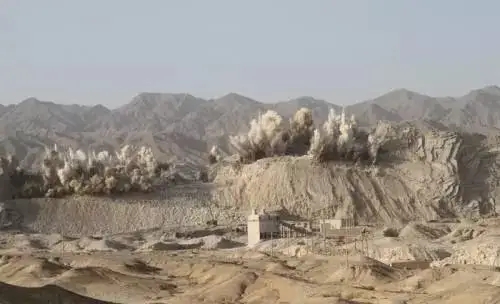 現(xiàn)在開采礦山都在用什么設(shè)備？
